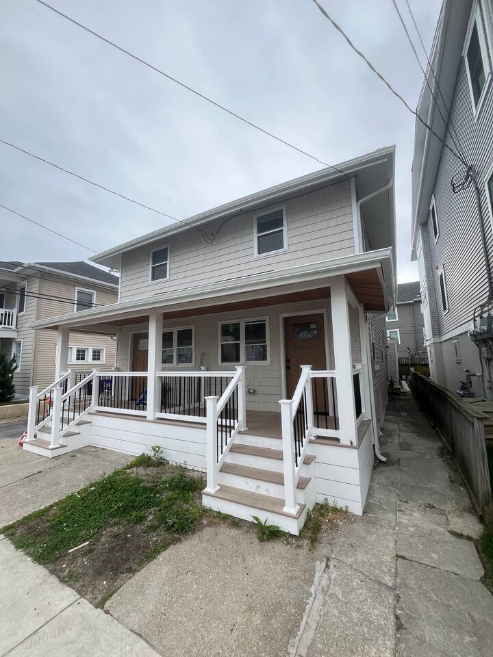 3 BD Condo - Steps From Asbury!