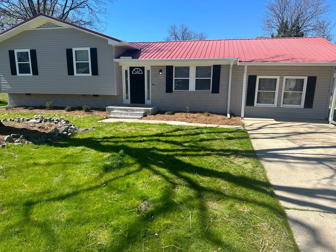 The Irby House, 2 miles from Anniston Army Depot. — Oxford — vacation rental