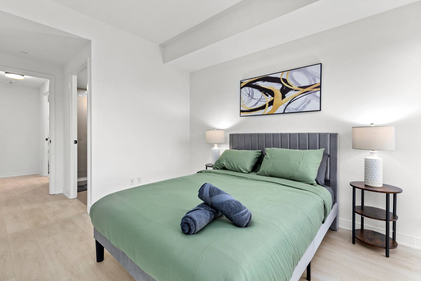 Modern 3BR/2.5BT Home + Free Parking
