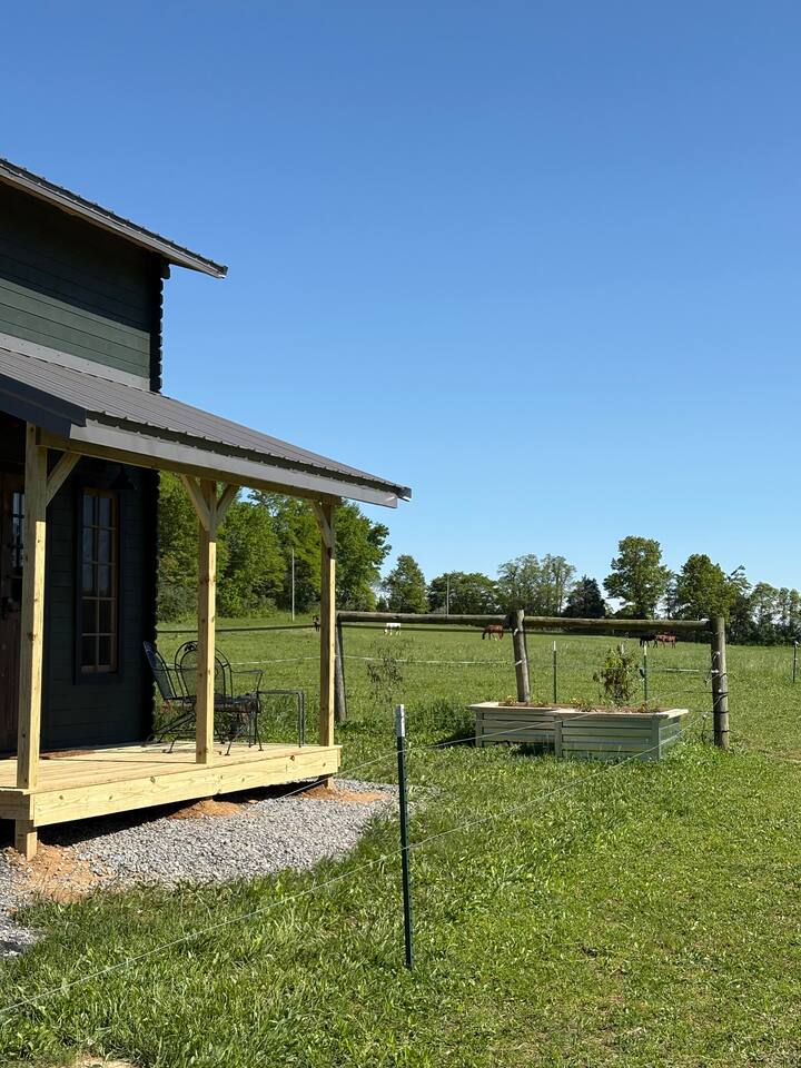 Farm Cabin Near Shawnee Wine Trail & Natl Forest