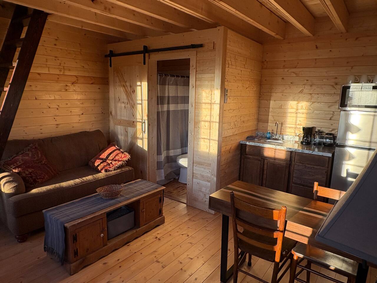 Farm Cabin Near Shawnee Wine Trail & Natl Forest
