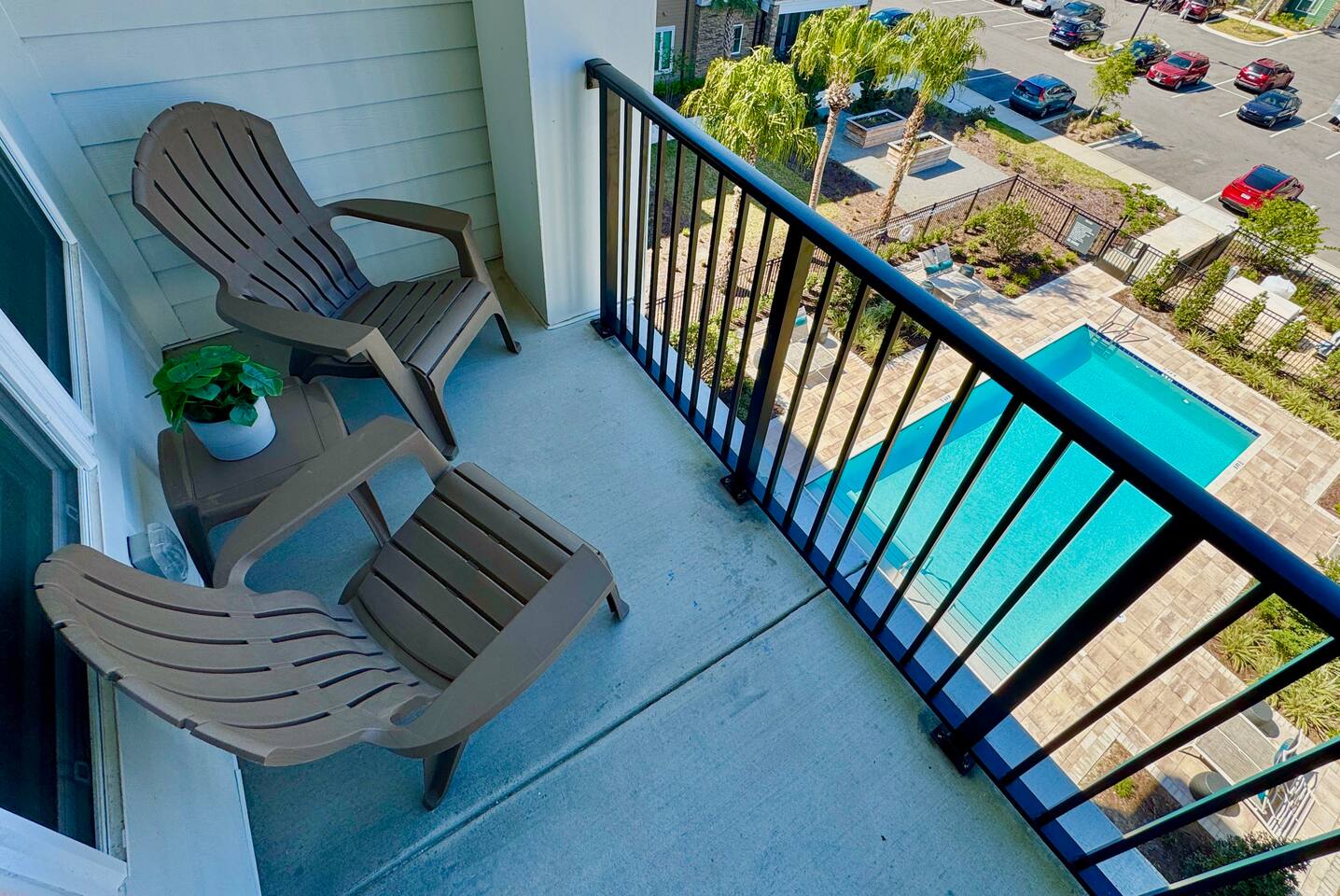 Lux King Bed Balcony Pool Gym Near Shops Southside