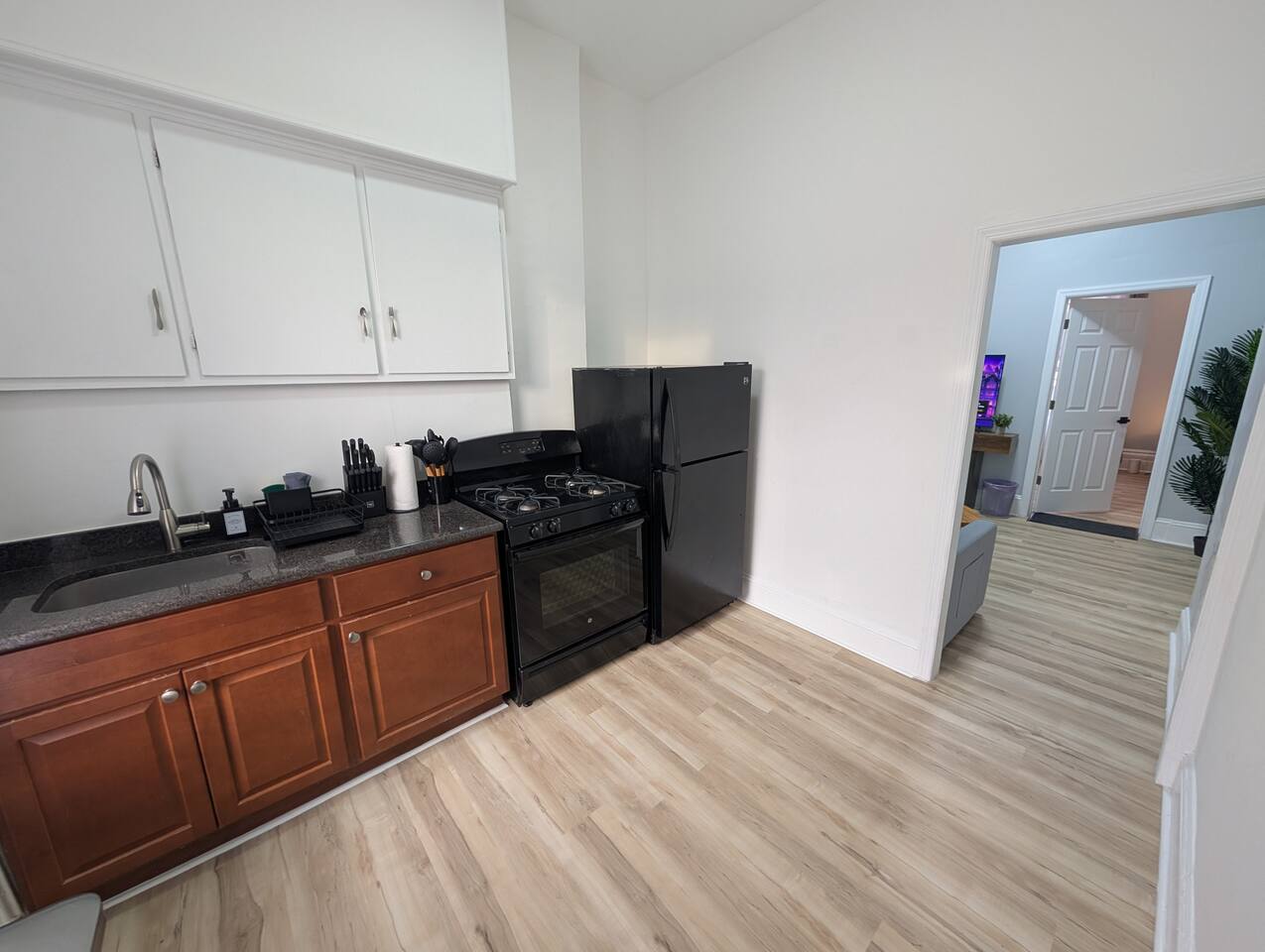 Central brownstone in Hoboken Dwntn! 15 mins to NY