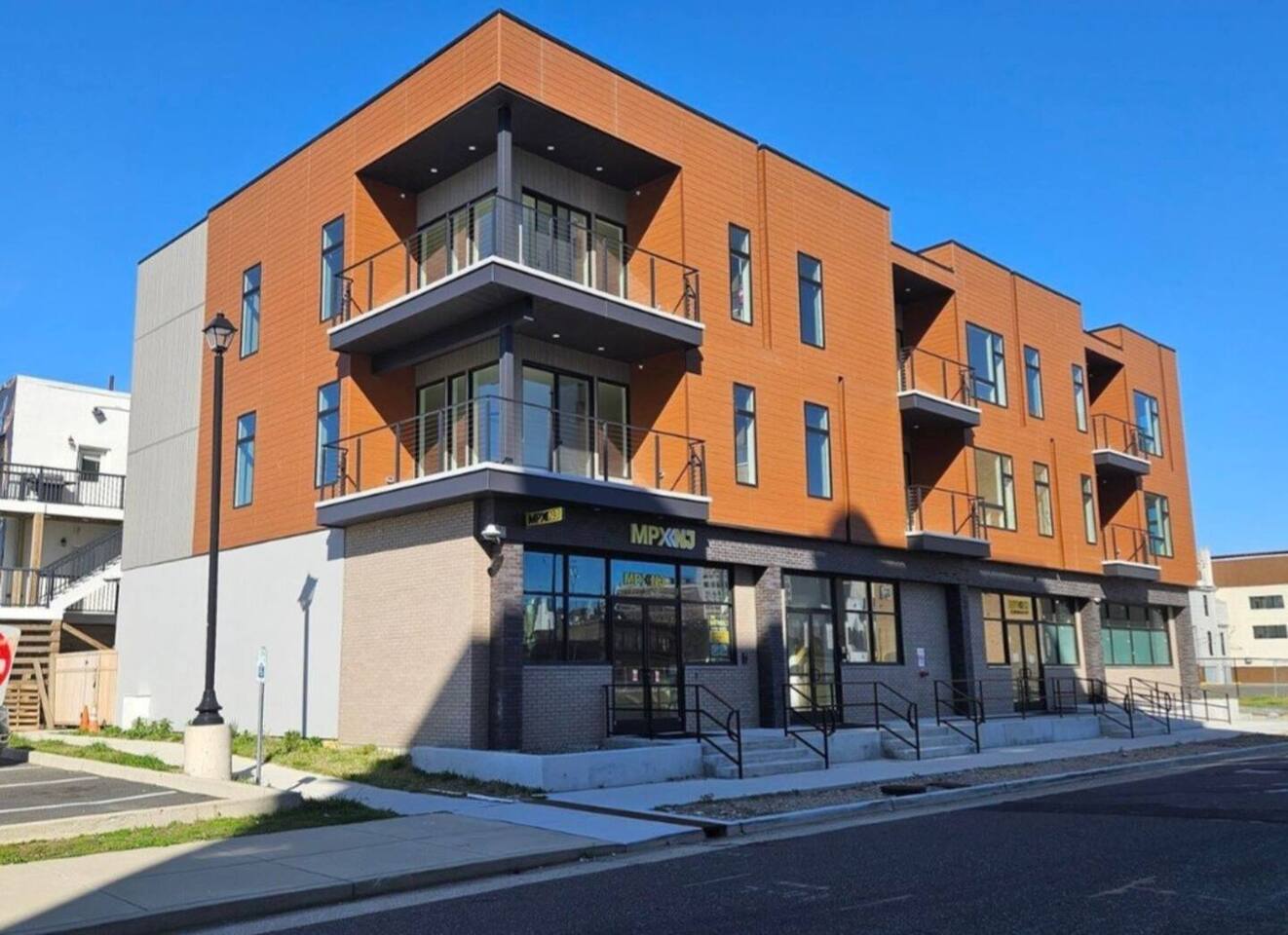 The James Suite One-Newly Built, 2 BR, Beach Block