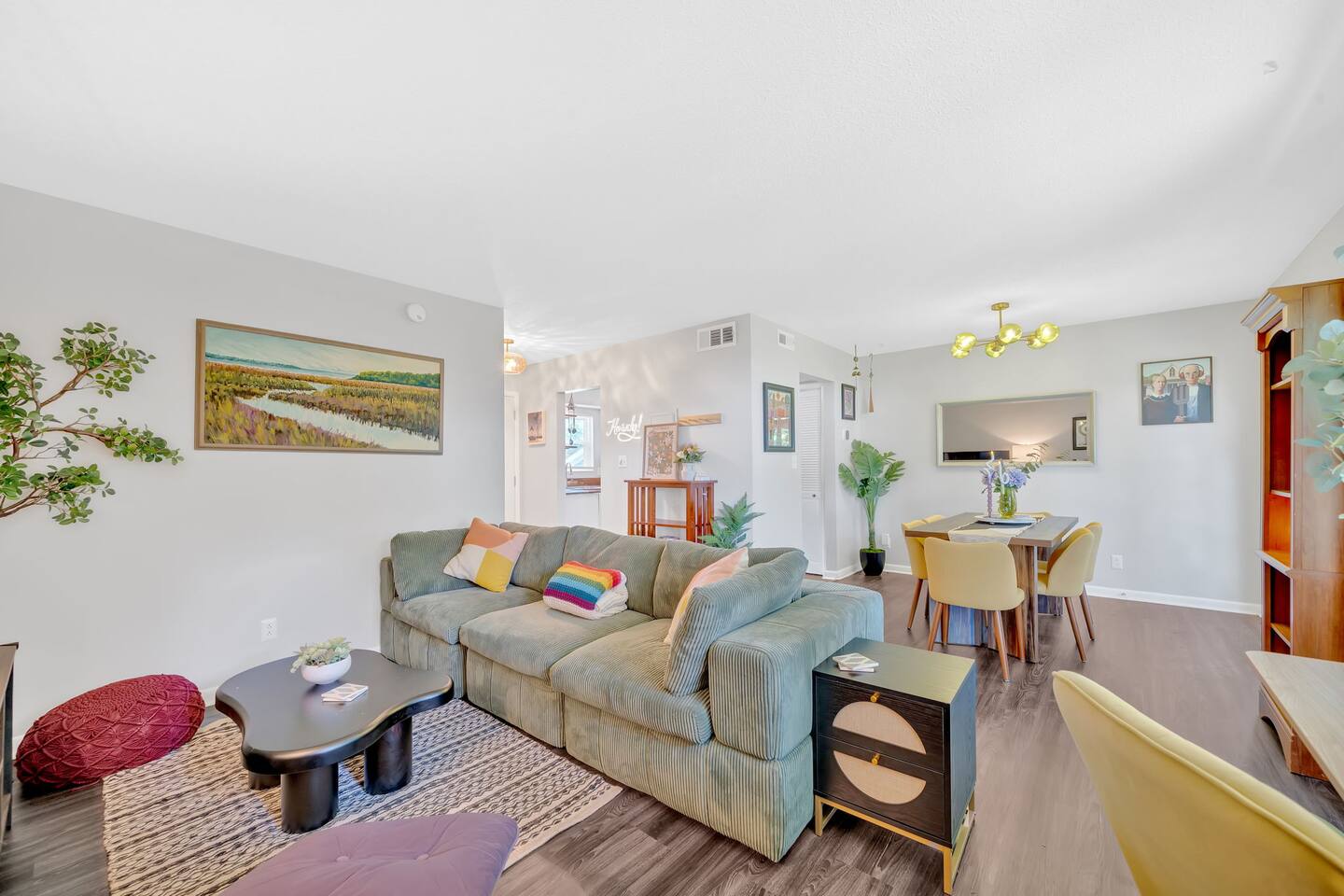 Charming Retro West Knox Pad | WFH & Walking Pad