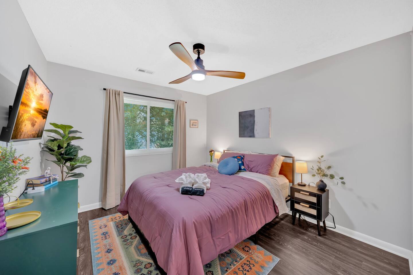 Charming Retro West Knox Pad | WFH & Walking Pad