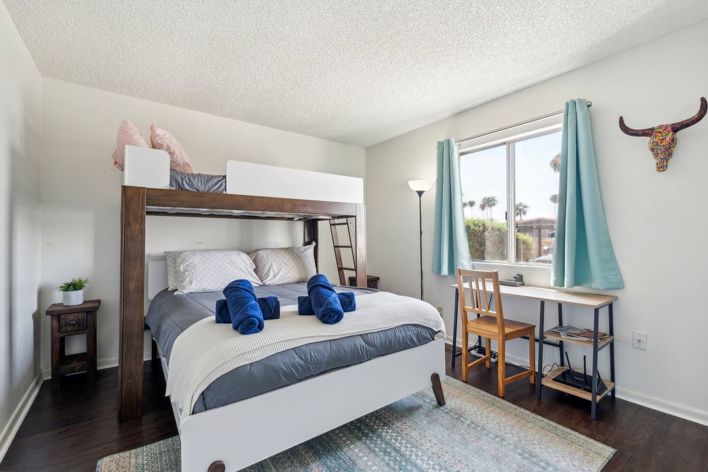 Cozy Desert Condo