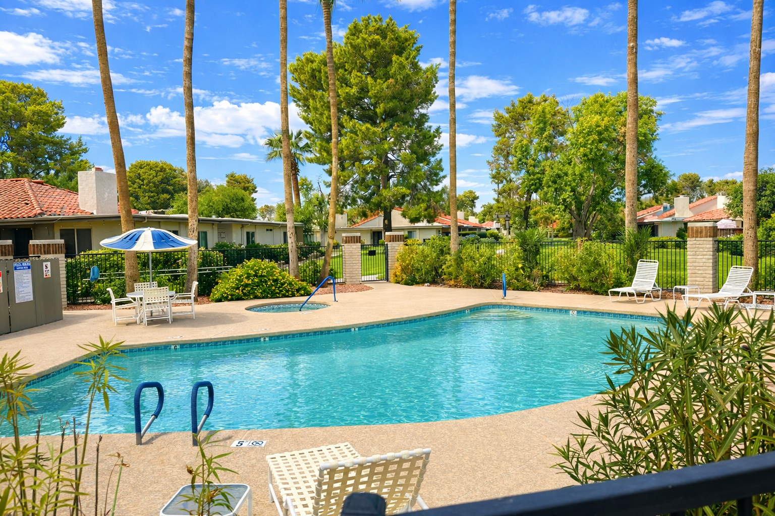 Desert Escape! Heated Pool+Hot tub|Pickleball