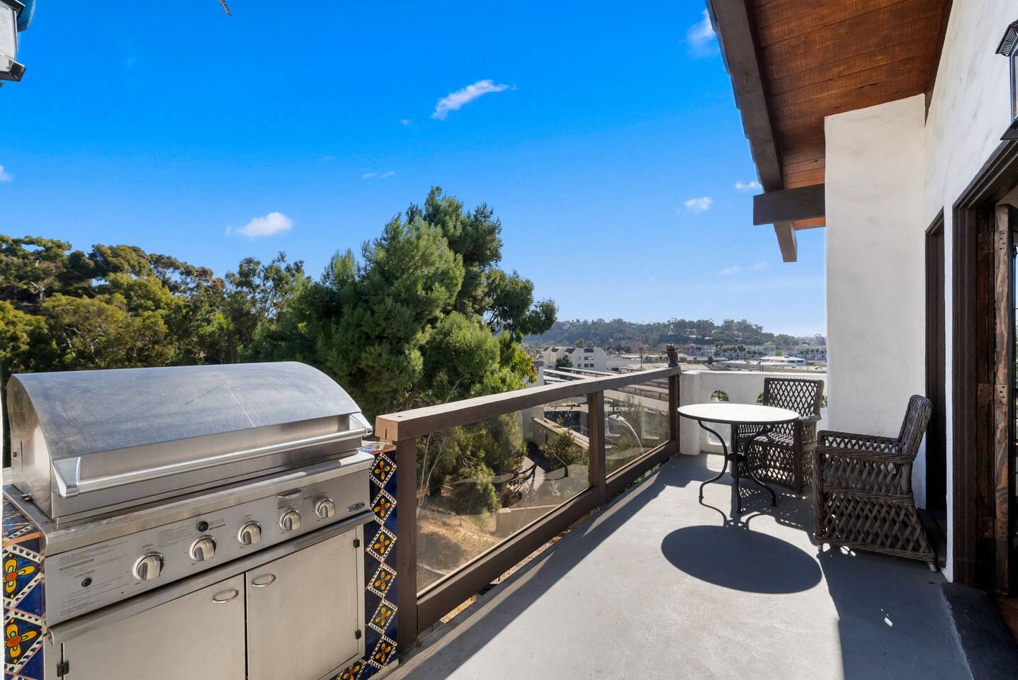 top of the world Villa: pool, spa & sunset views