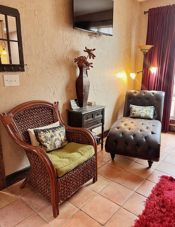 Fortunata Winery Villa #3,  Tuscan-Inspired Escape