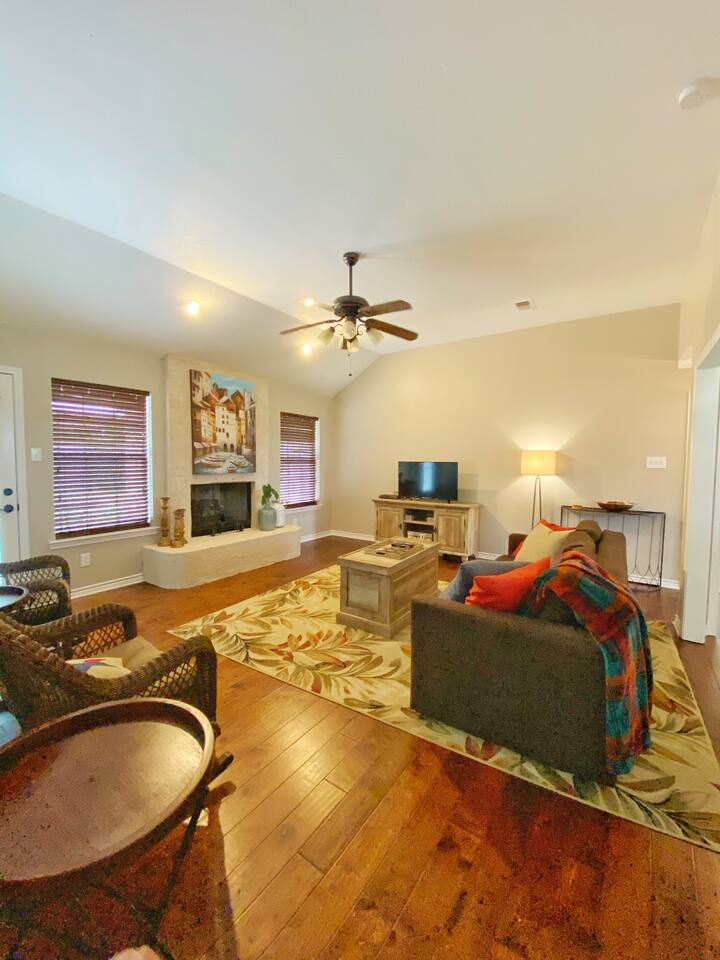 Fortunata Winery Casa Bella Sole Spacious 3BR Home