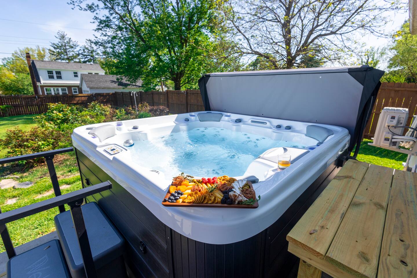 Bourbon Trail Getaway|Hot Tub, Sauna& Shuffleboard
