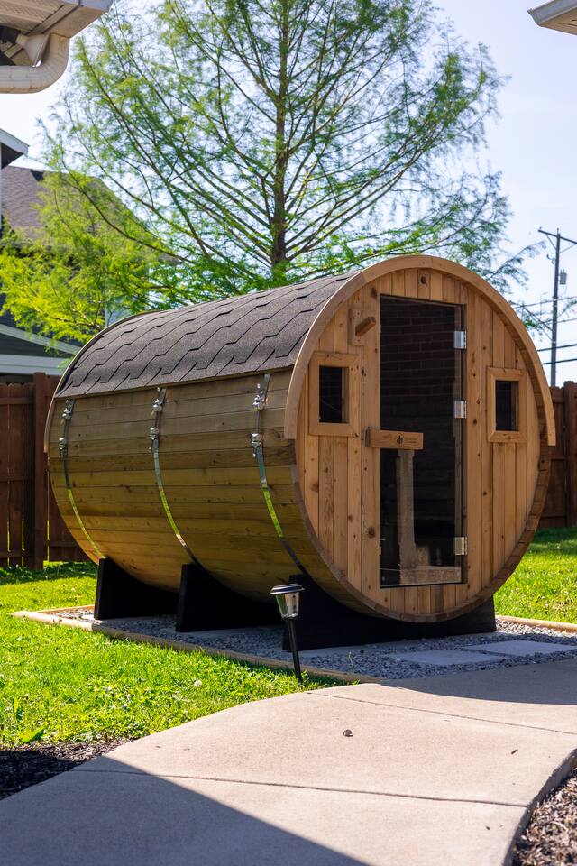 Bourbon Trail Getaway|Hot Tub, Sauna& Shuffleboard