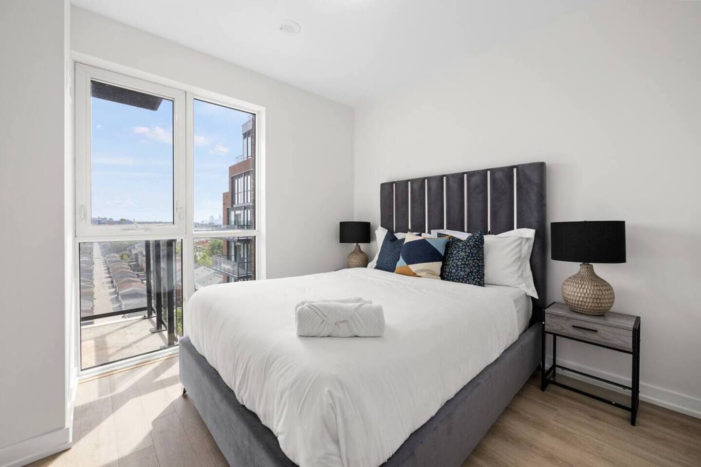 Elegant 4BR Condo with City Views & Free Parking