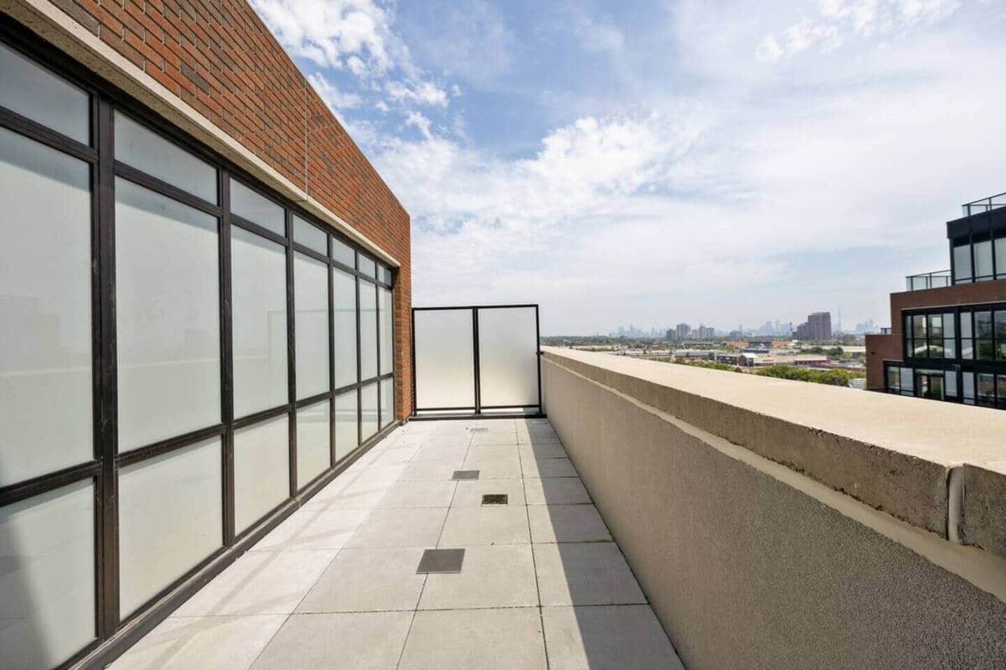 Spacious 3-BDR Home with Incredible View + parking