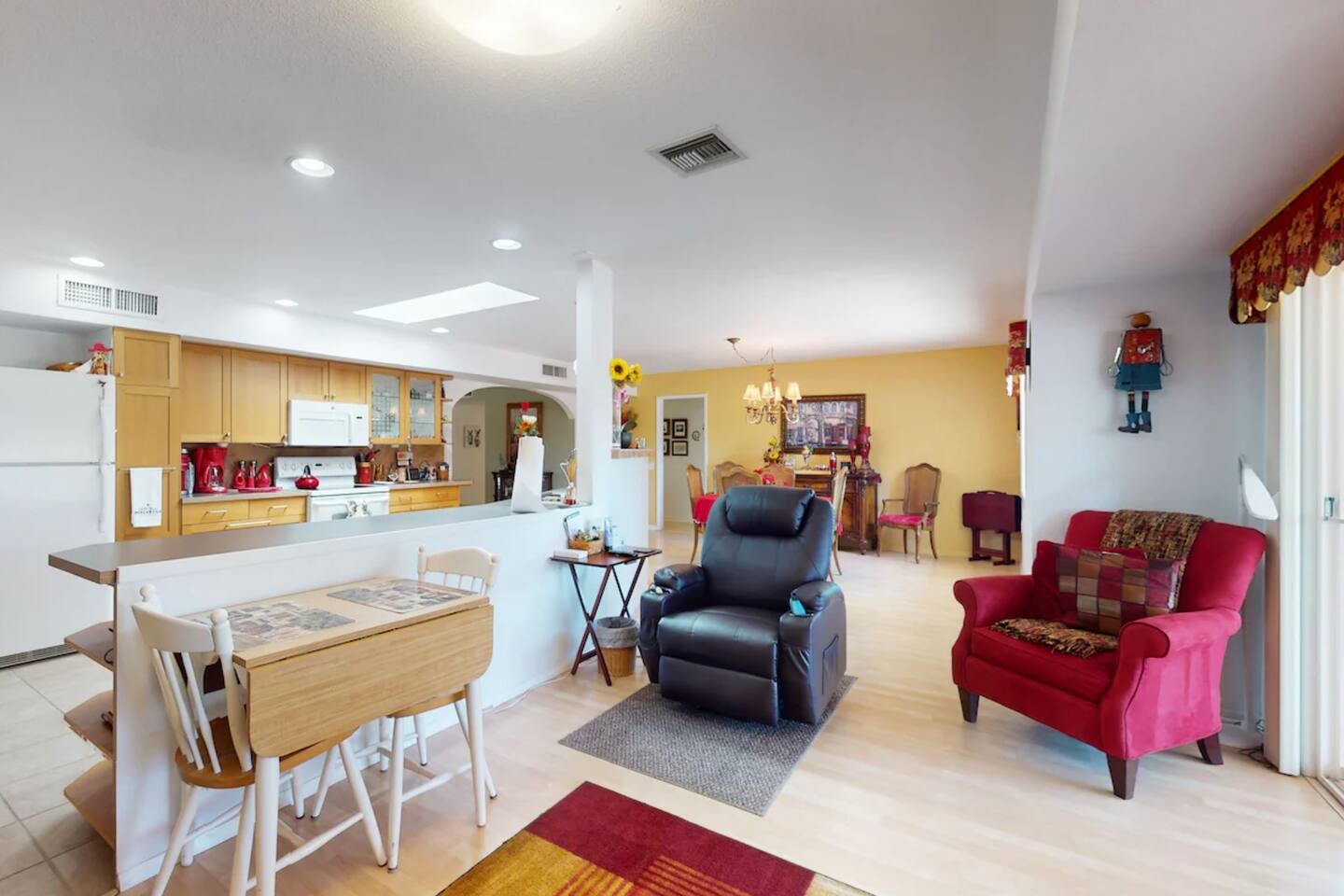 Sun City West Getaway | 2BR w/ Patio & Golf