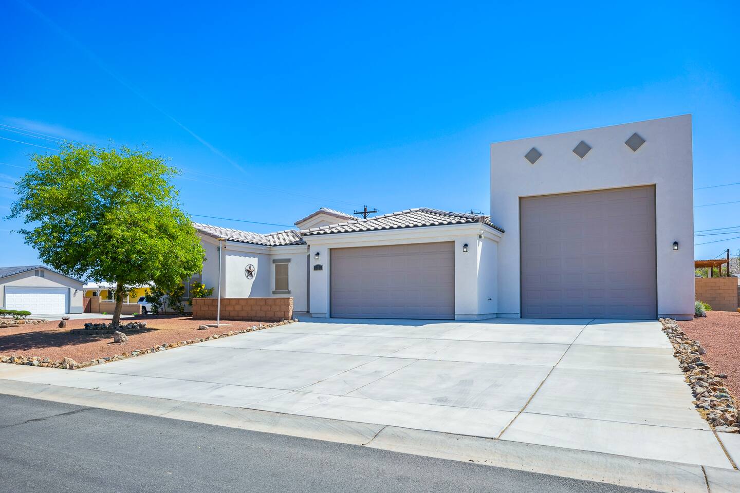 Spacious 3bd | Sleeps 8 | Red Rock Retreat