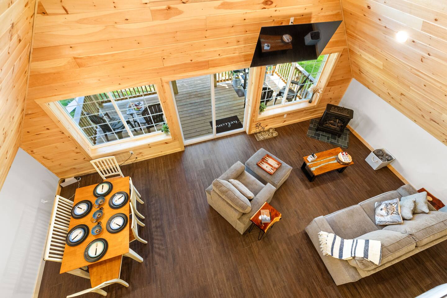 The A-mazing Creekside Escape