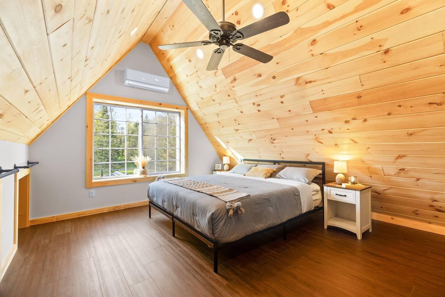 The A-mazing Creekside Escape