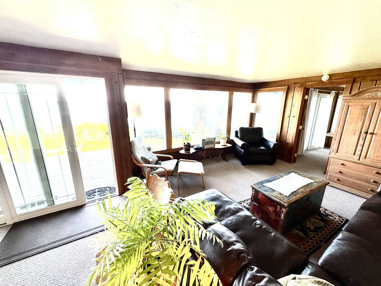 Sunset Hideaway-Oceanfront Bliss