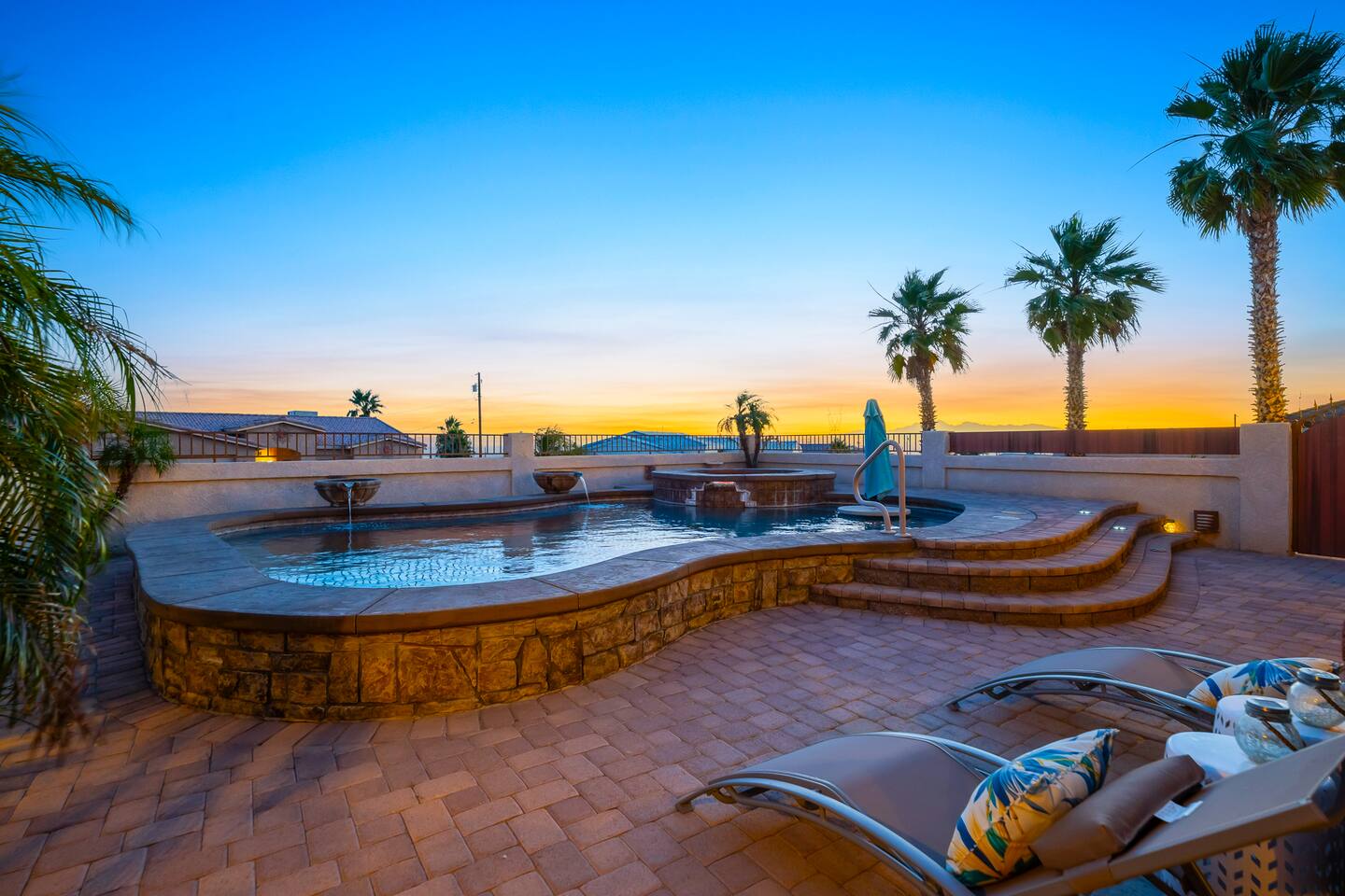 Luxury Views | Pool | Spa | Parking | Sleeps 14