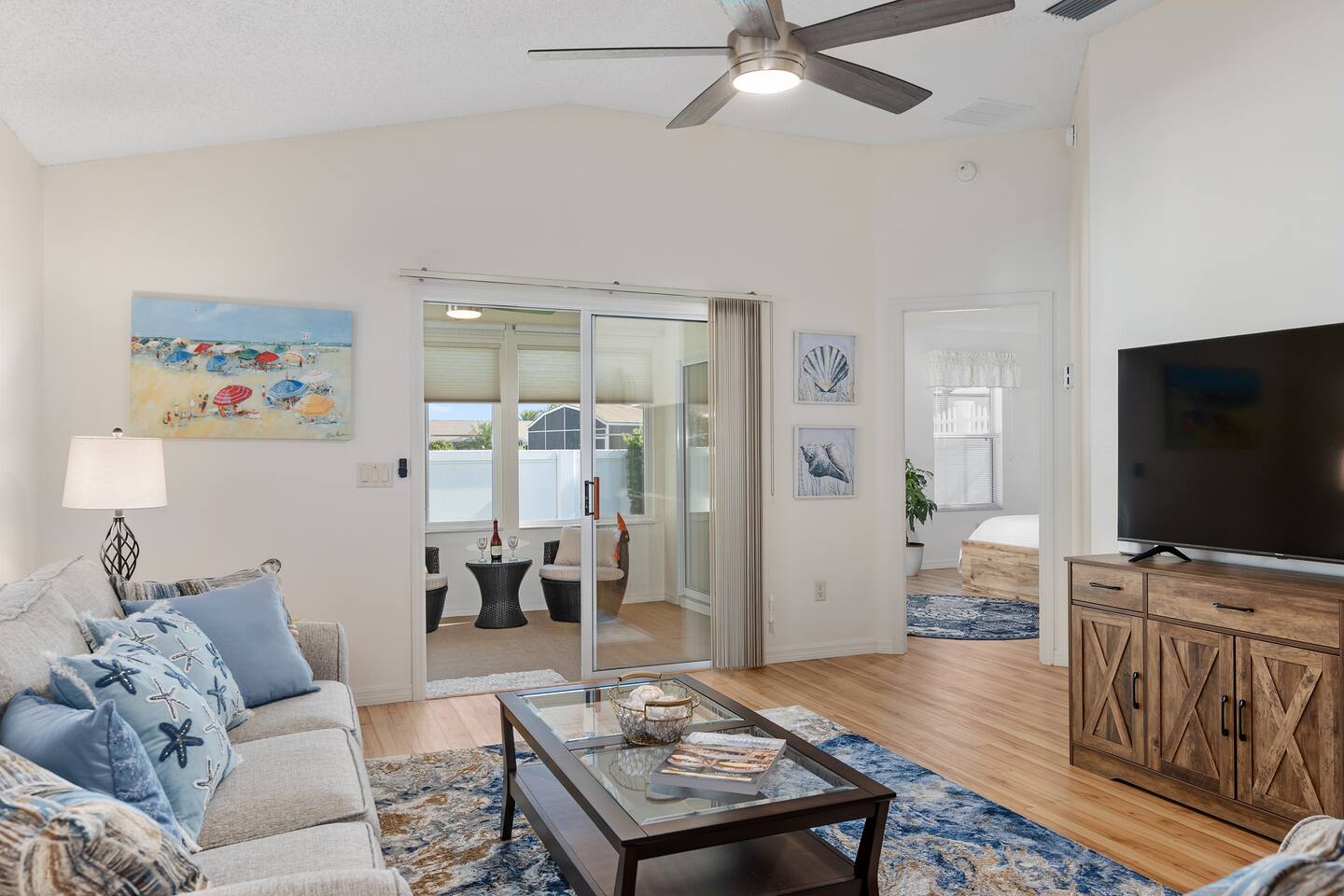 The Villages Courtyard Villa, Golf Cart, Private Yard, Prime Location