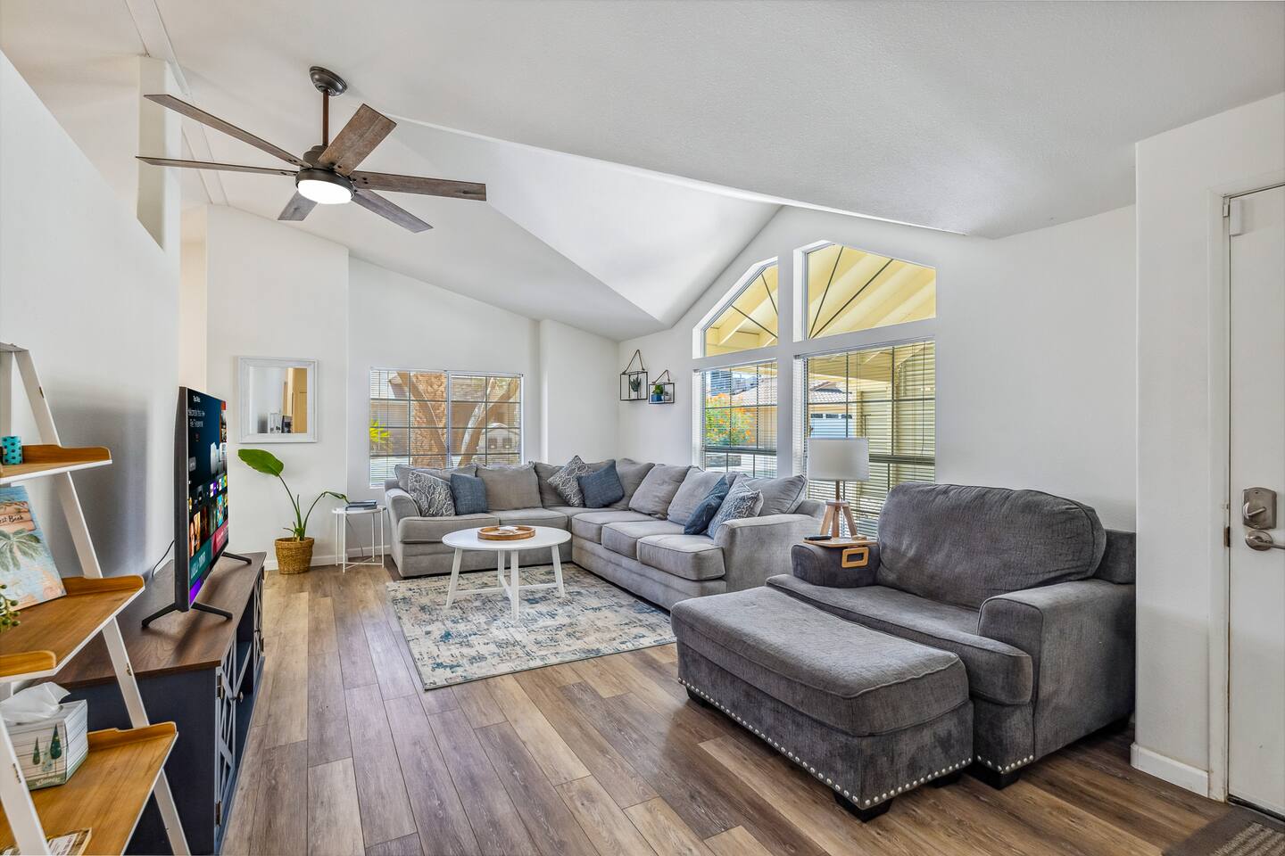 Walk to Boat Launch! | 3bd | Sleeps 6