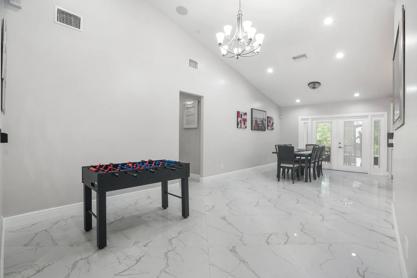 Marble Luxe | Acre of Privacy | Upscale Retreat