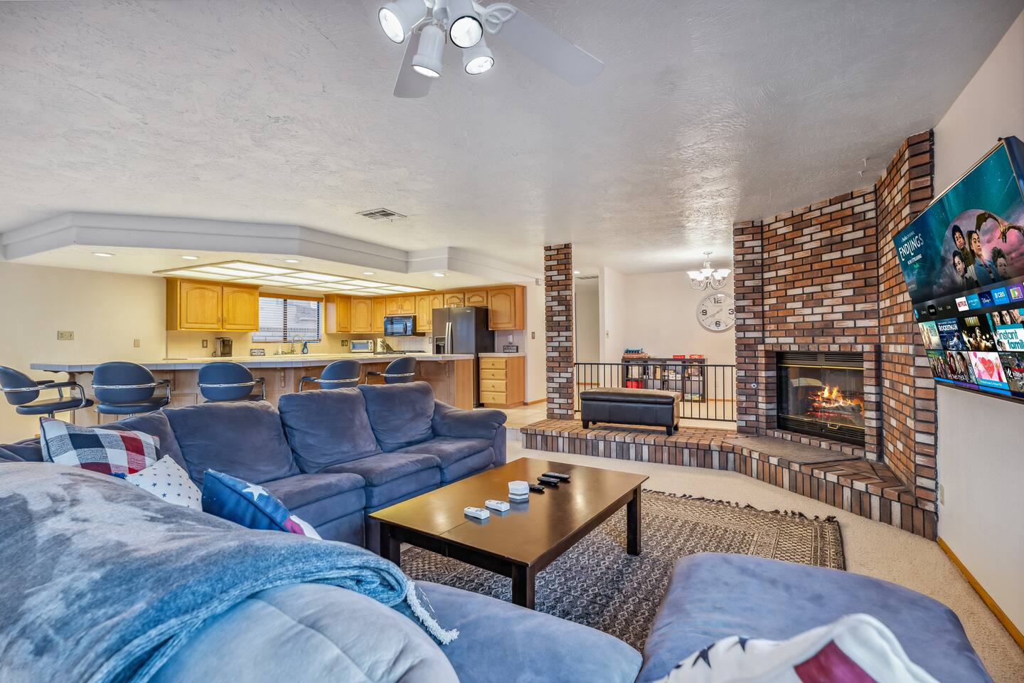 Waterfront | Private Launch | Dock | Sleeps 14