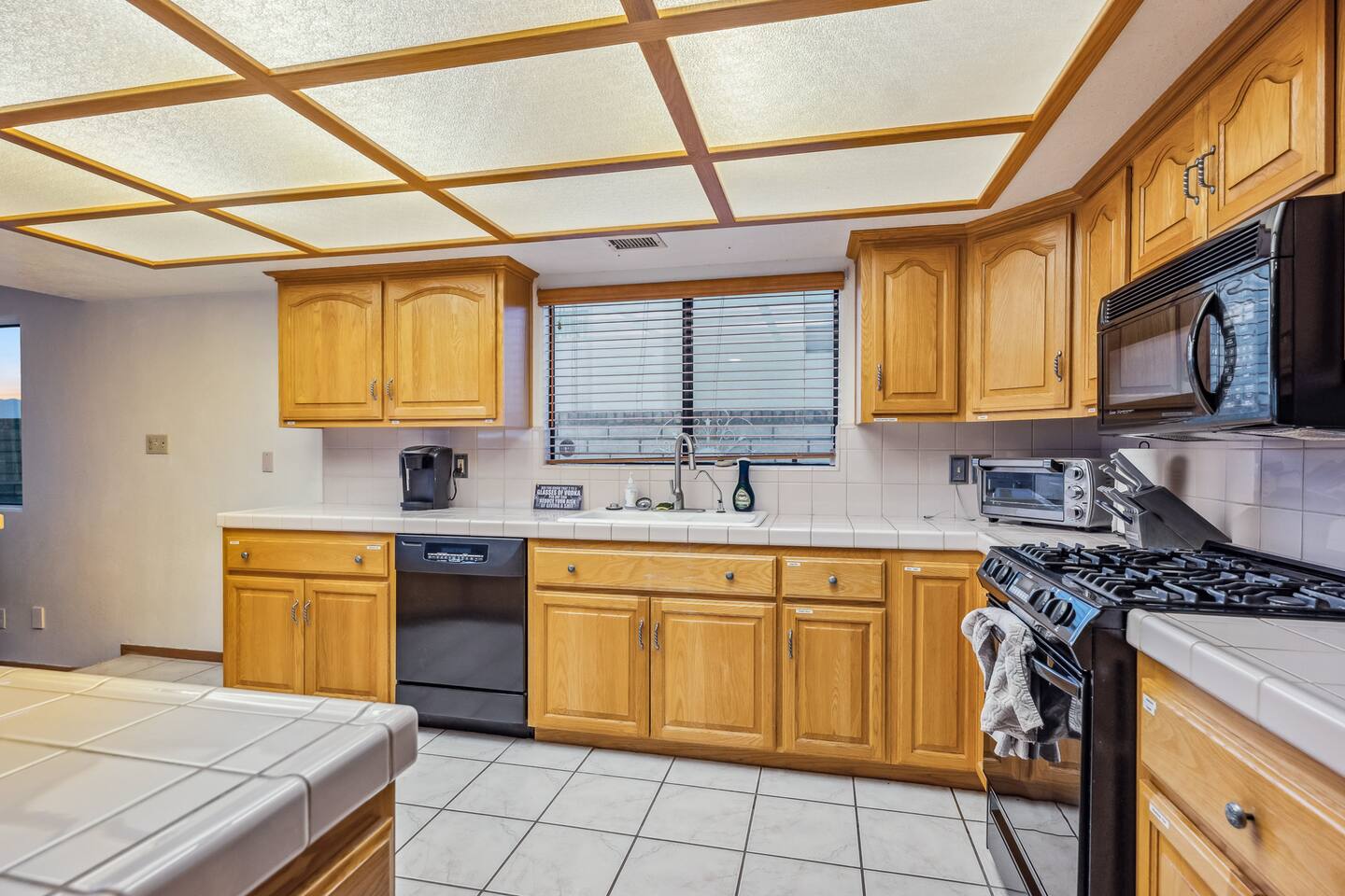 Waterfront | Private Launch | Dock | Sleeps 14
