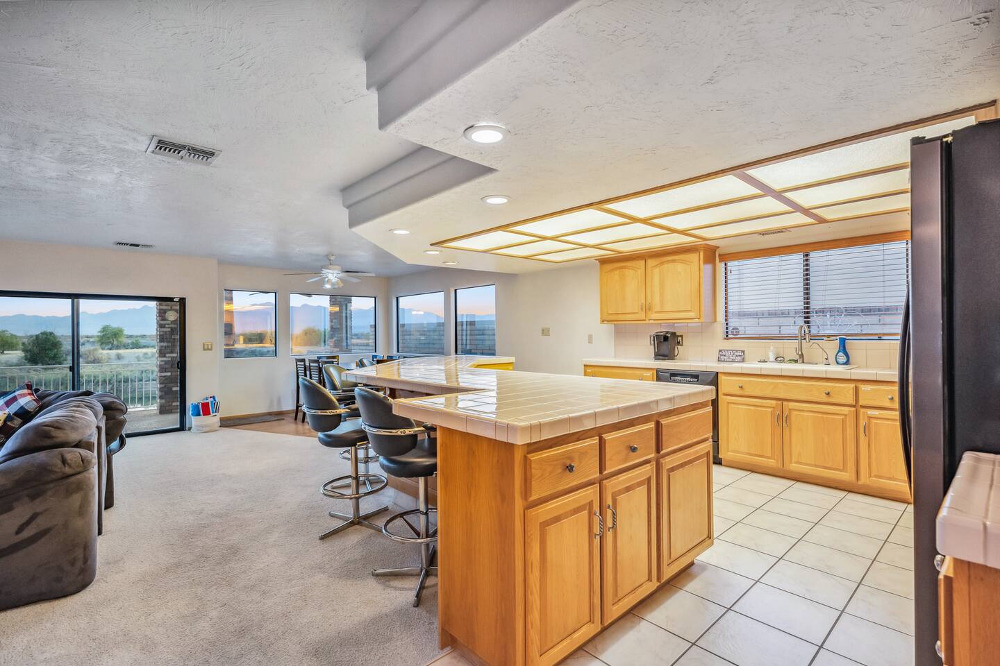 Waterfront | Private Launch | Dock | Sleeps 14