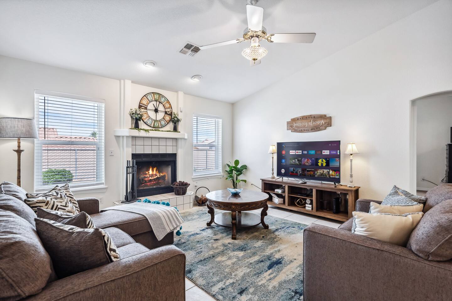 Central & Sprawling 3bd | Boat Parking | Sleeps 7