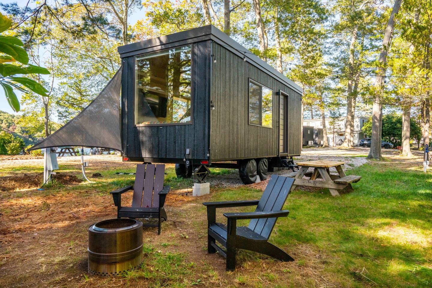 Water's Edge Tiny House Retreat