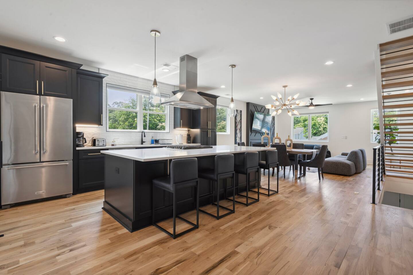 Brand New Build - Luxury Home - King Beds