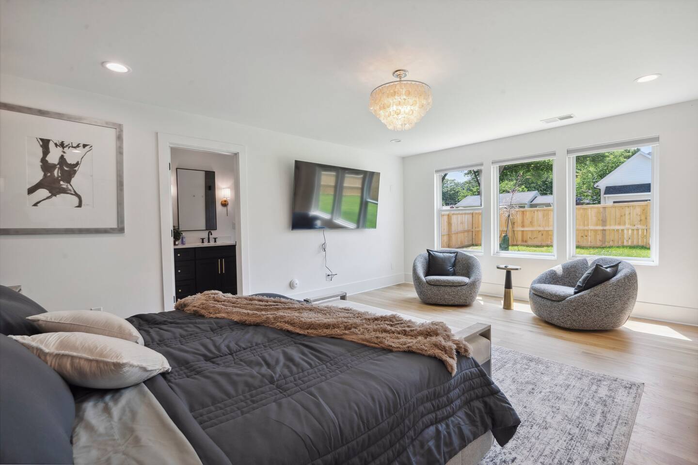Brand New Build - Luxury Home - King Beds