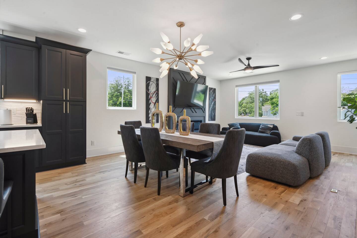 Brand New Build - Luxury Home - King Beds