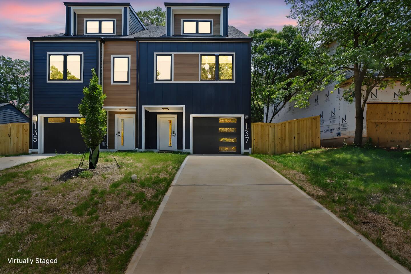 Luxury Build - King Beds - Minutes to Uptown - Holiday Home