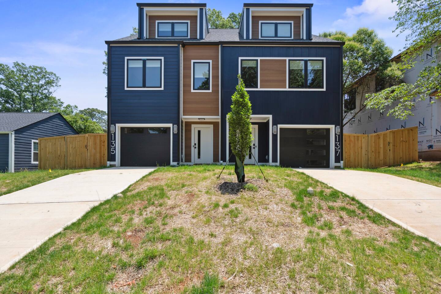 Luxury Build - King Beds - Minutes to Uptown