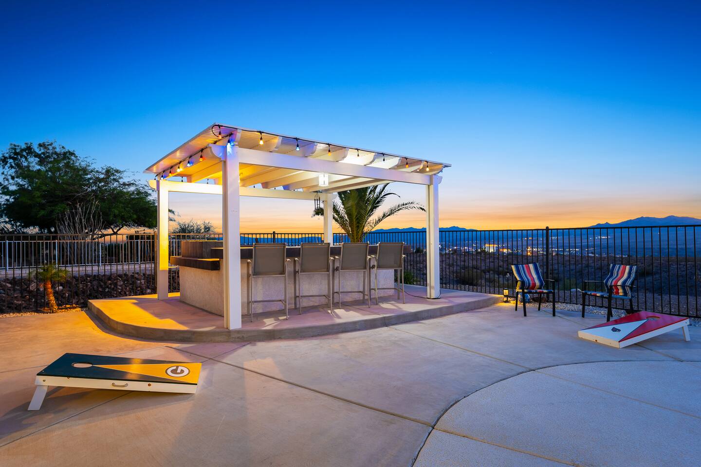 Stunning Views! | Pool | Arcade | 4bd | Sleeps 12