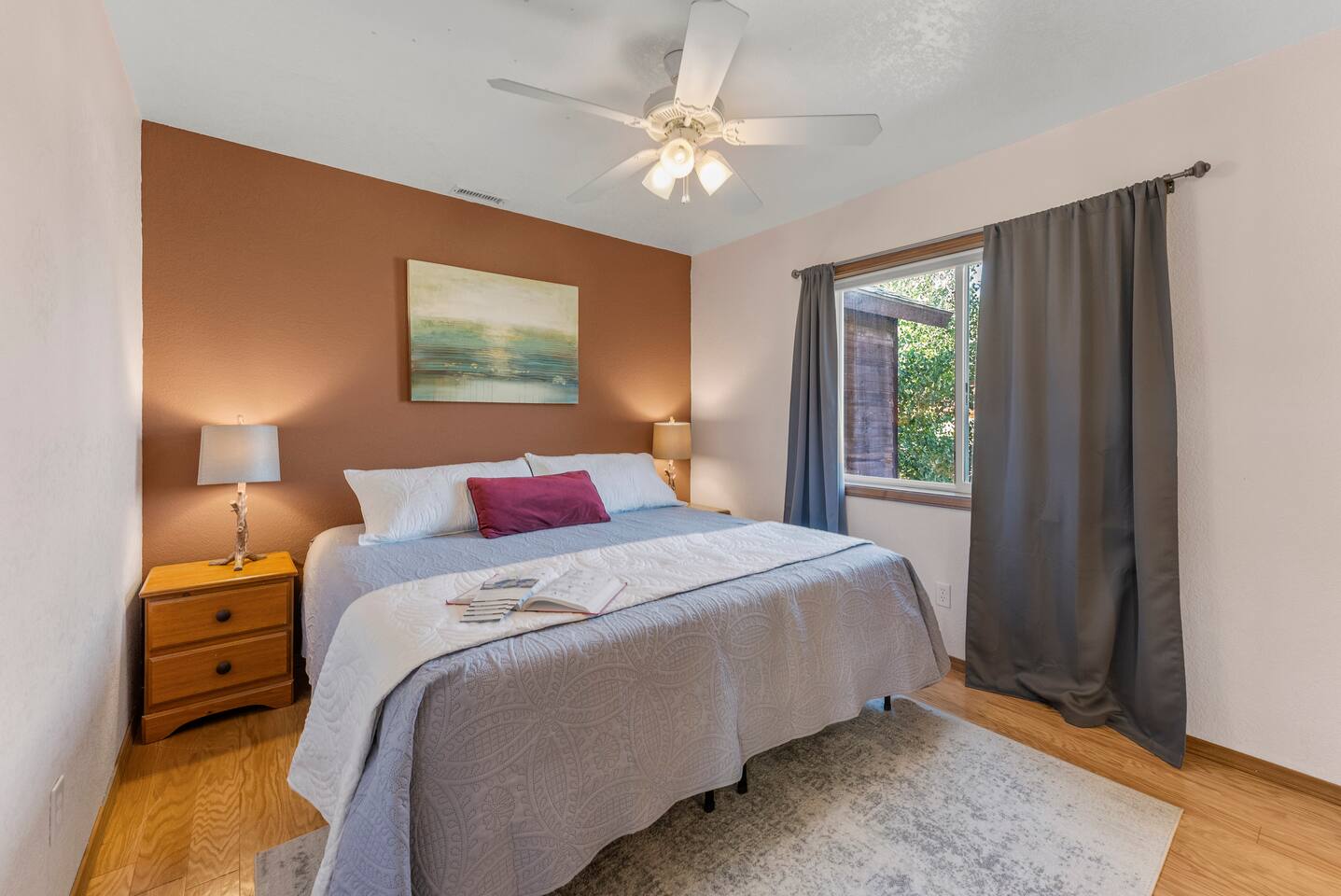 3BR Home-Quiet River Neighborhood- Ski/Hike/Fish