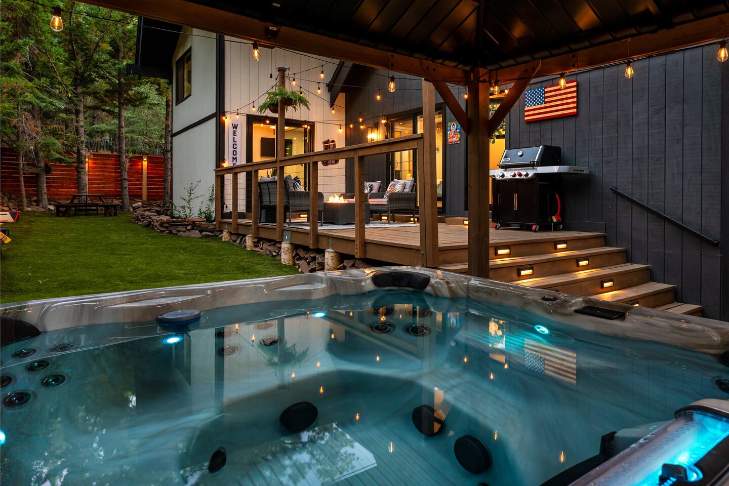 Maverick's Peak, Game Room, Spa, 5 Bed 5 Bath Pet!