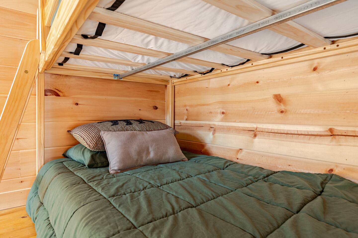 Raven Rock Mountain Tree Haven Treehouse