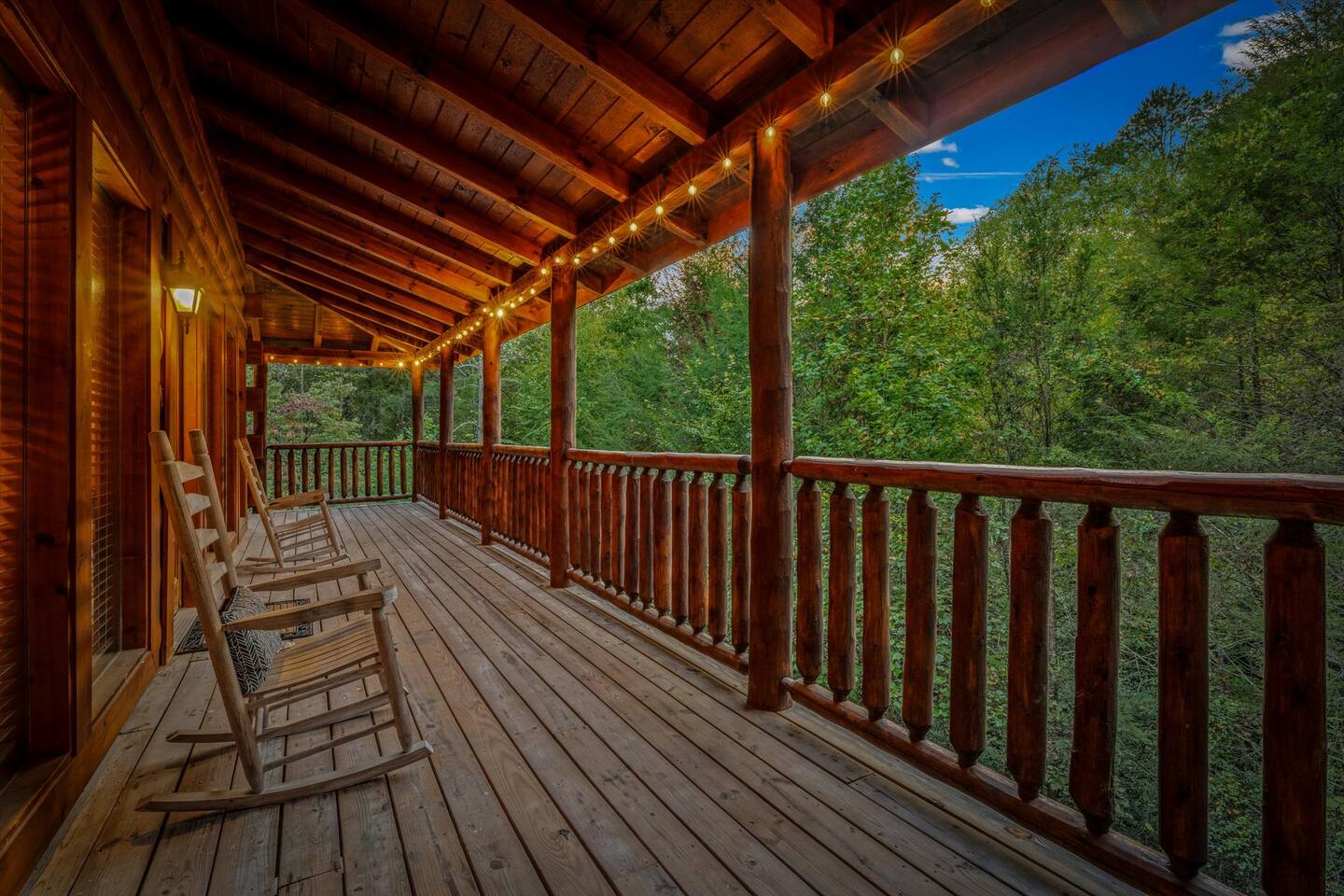 Secluded - Hot Tub, Wi-Fi, 3x Kings, Large Deck