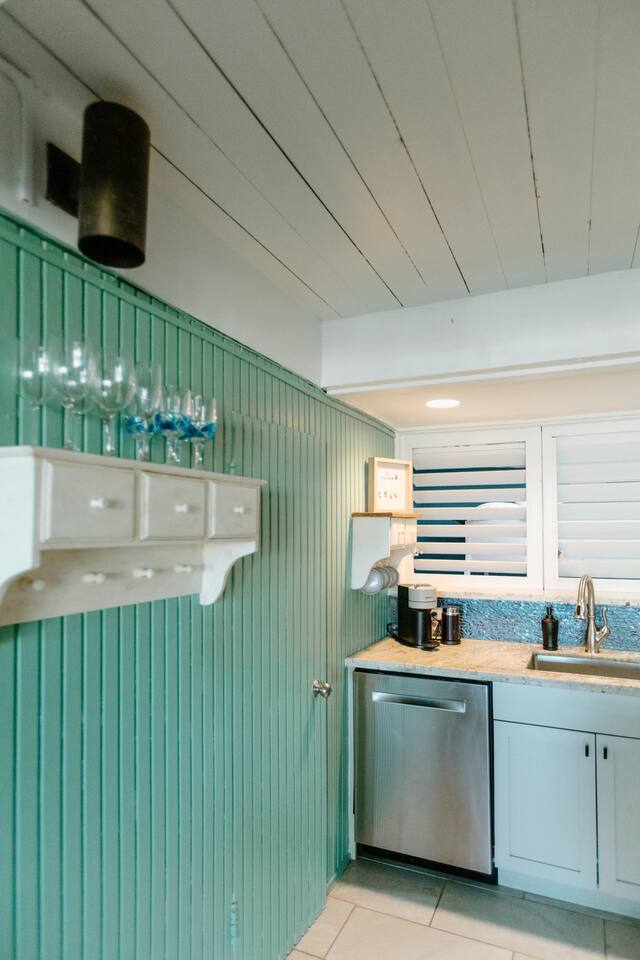 Teagues Bay Hideaway - Ocean View Cottage