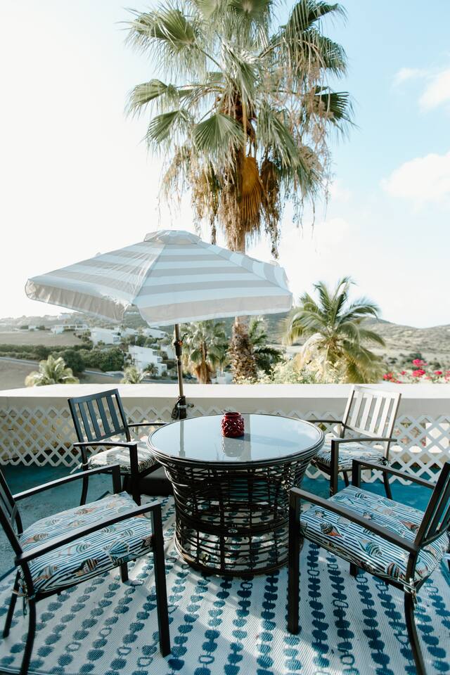 Teagues Bay Hideaway - Ocean View Cottage