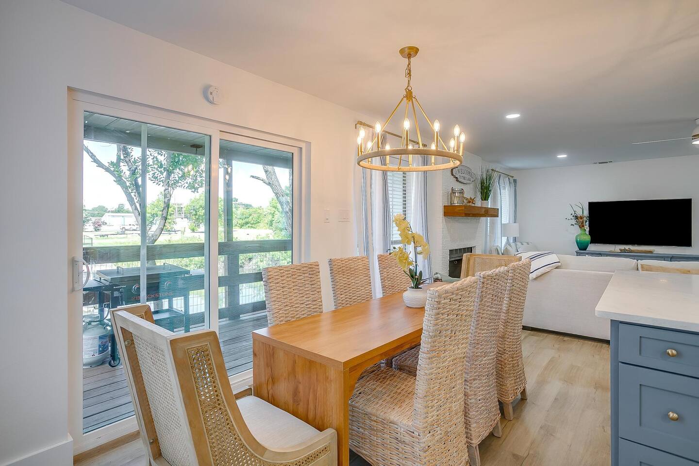 Elegant 5BR w/ Private Pool, Game Room & Dock