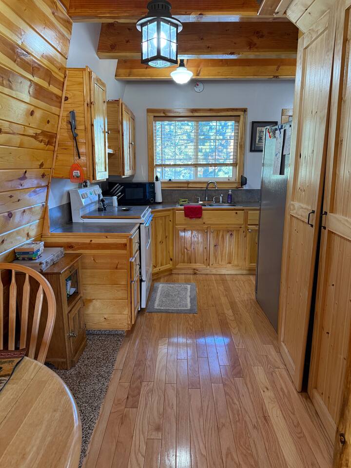 Yale Creek Hideaway
