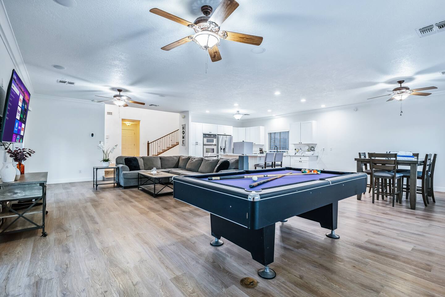 Greenbelt Views | Pool | Spa | BBQ | Sleeps 10
