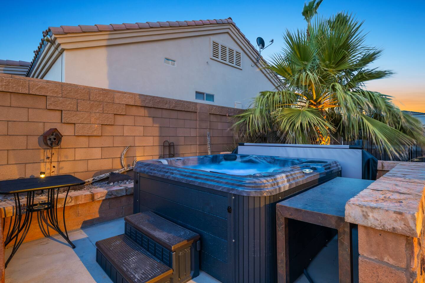 Pool | Garage Arcade | Spa | 3bd | Sleeps 8