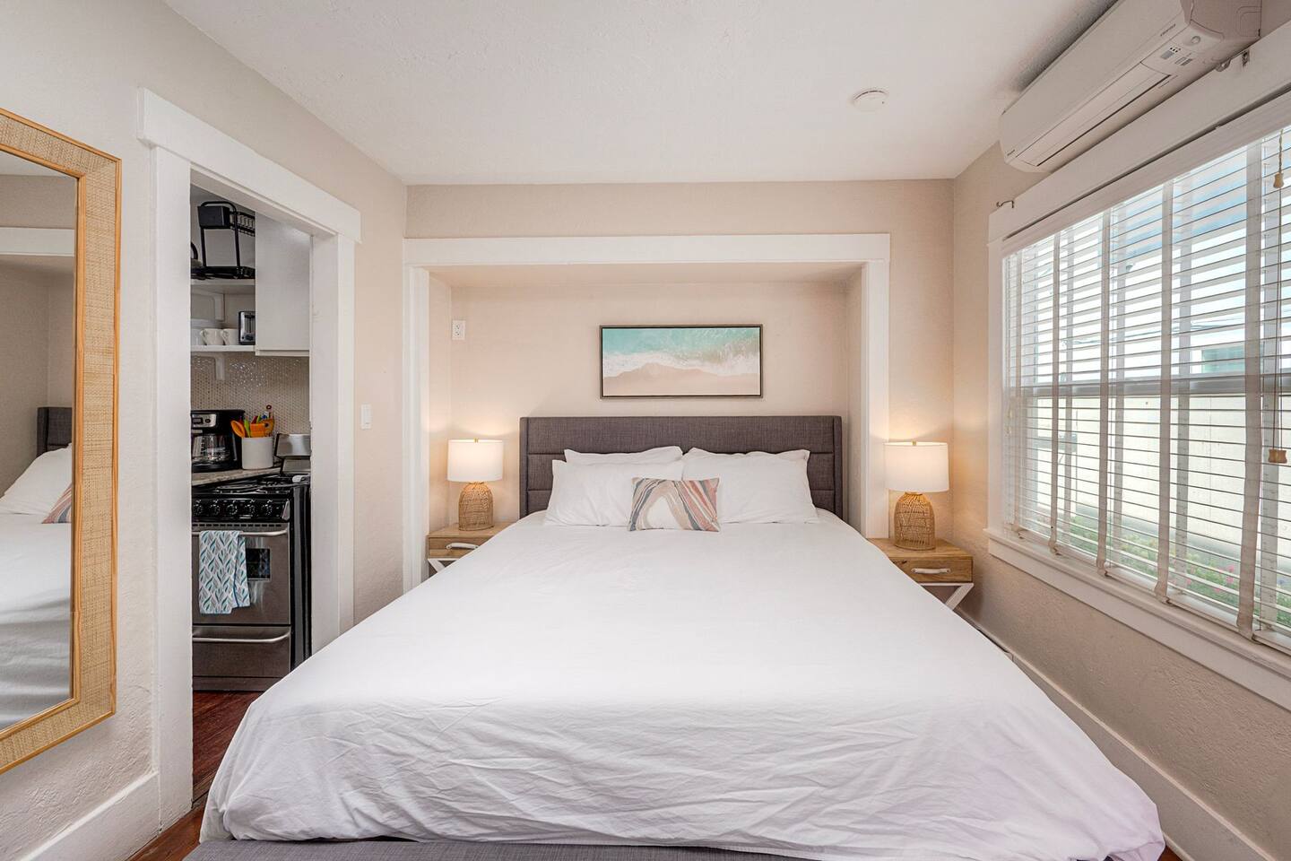 Cozy Cottage Studio steps to the sand! — San Diego — vacation rental